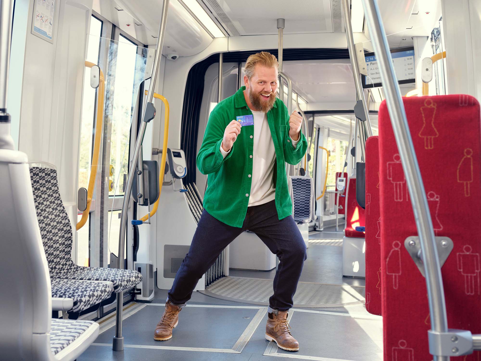 ovpay-ah+tram_DSF6114